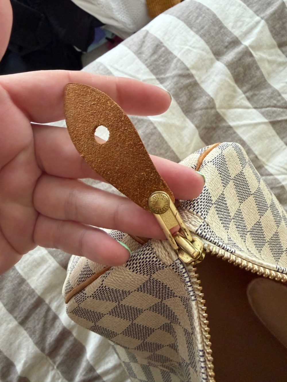 Louis Vuitton Damier Azur Speedy 30 Leather Top-Handle Bag - Picture 8 of 10